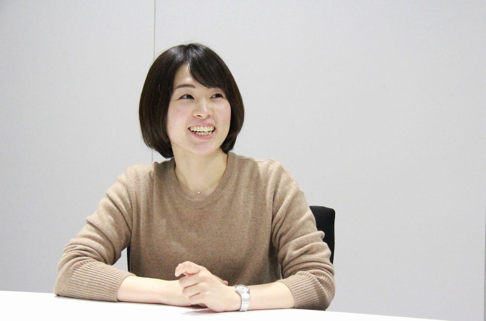 從技術層面對(duì)SCiB™進行(háng / xíng)說明的長谷川女士