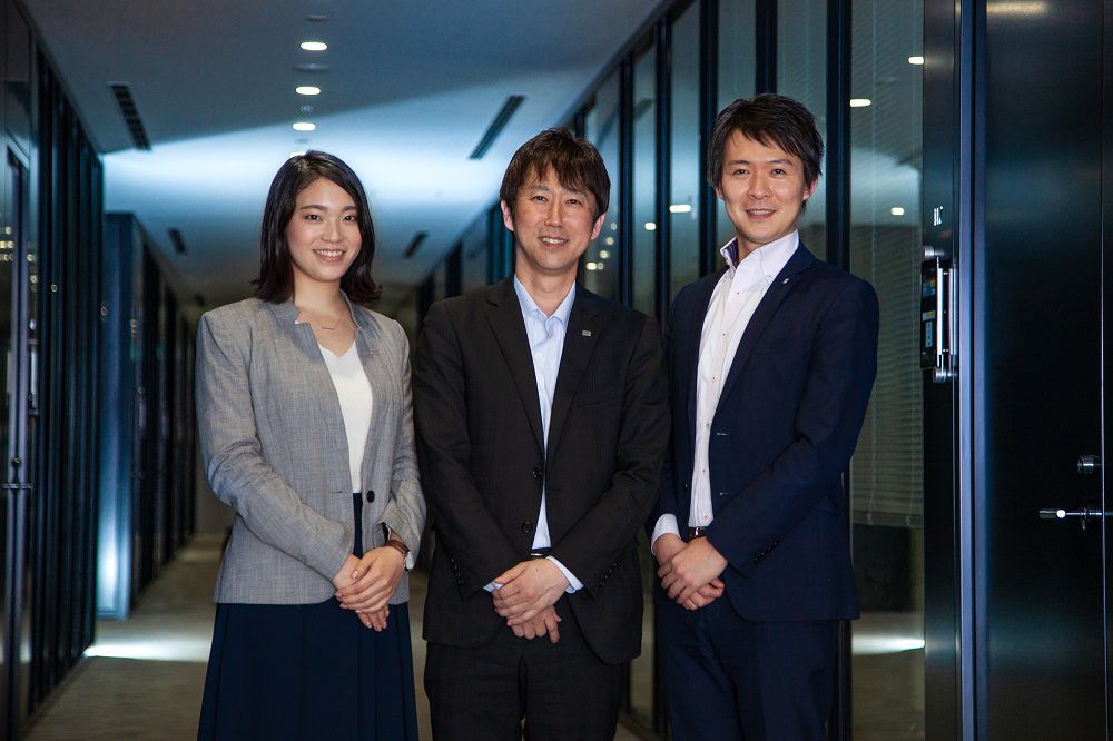 采訪後(hòu)的3人合影