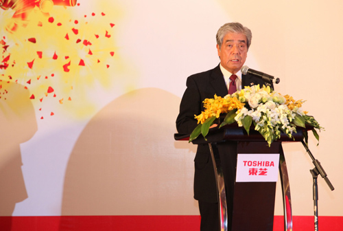 株式會(huì)社東芝執行(háng / xíng)役副社長前田義廣現場緻辭